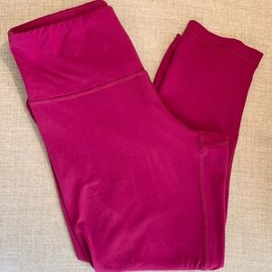 Yogalicious Buttery Soft Capri Leggings